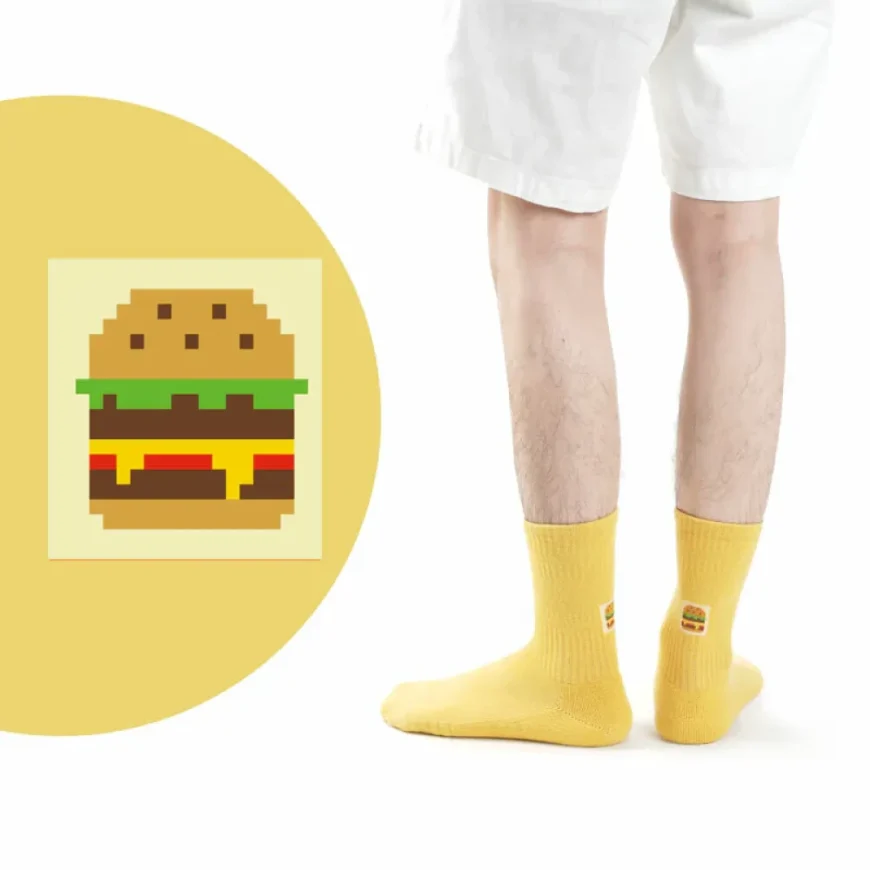 SoundsGood Yummy Burger Plain Socks - Image 2